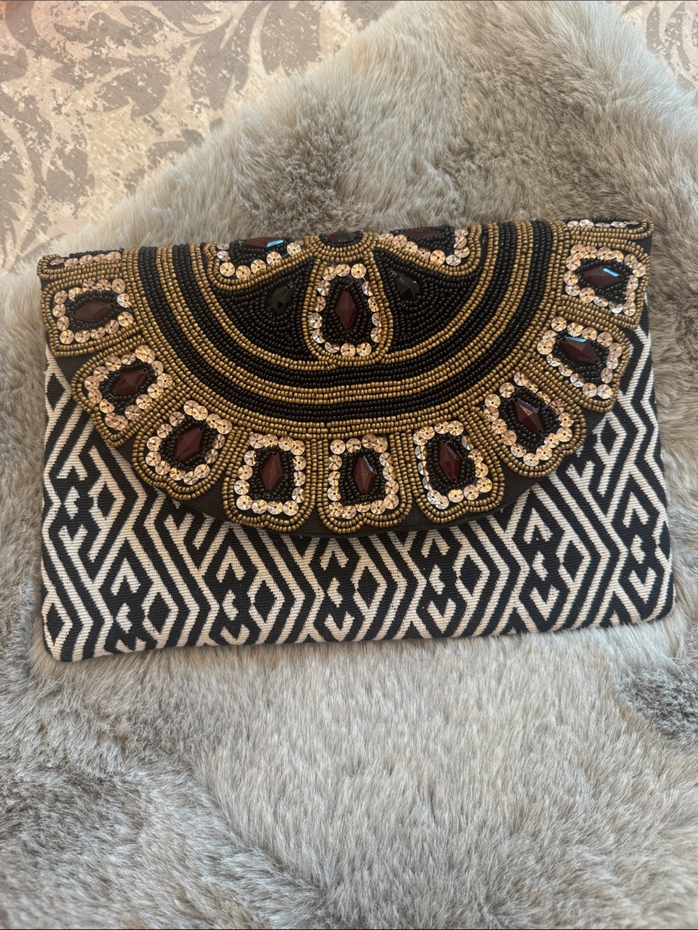 Francesca's Collections Black & Gold Beaded Geometric Clutch